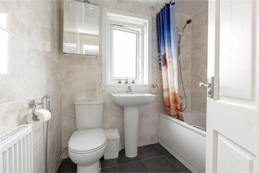 Edinburgh Villa 3 Bed Rooms House In Edinburgh - Private Parking Exteriör bild